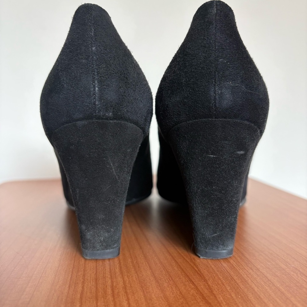 Stuart Weitzman Choke Up Black Suede Wedge Size 7.5 - Picture 4 of 9